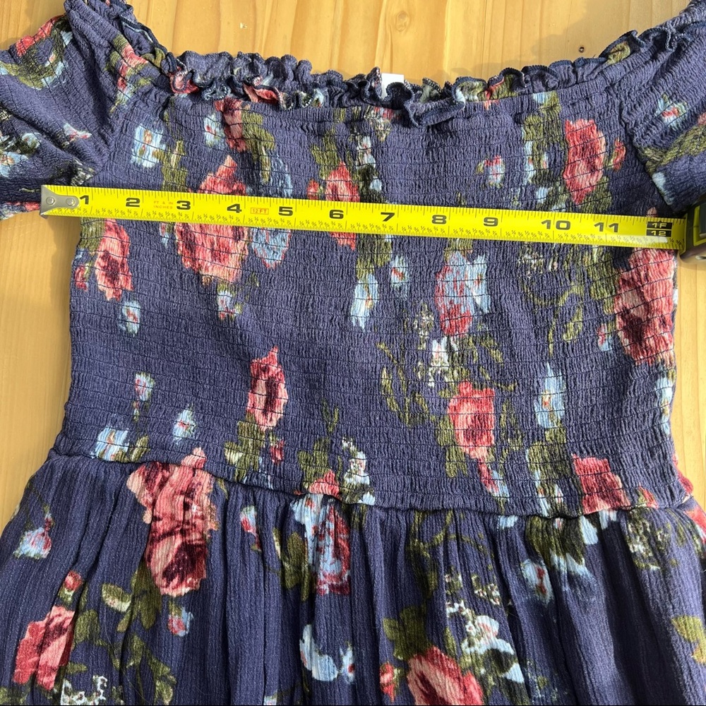 Off The Shoulder Smock Dress - Picture 3 of 5